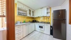 Queens (D3), Condominium #572584761